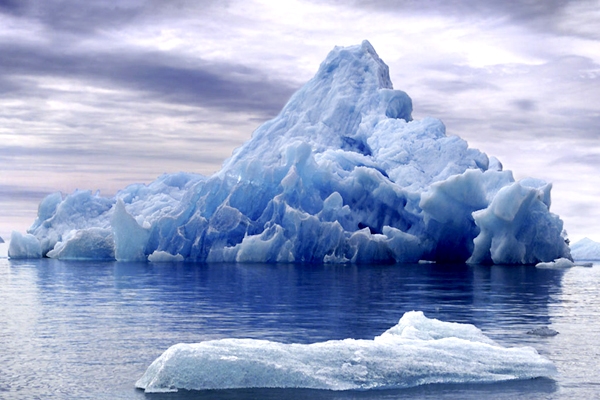 O parte din sudul Peninsulei Antarctice a pierdut rapid o importantă masă de gheață
