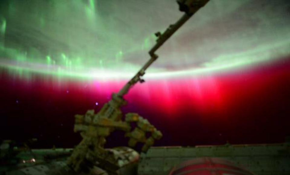Astronautul Scott Kelly a filmat aurora boreală de pe Stația Spațială Internațională/VIDEO