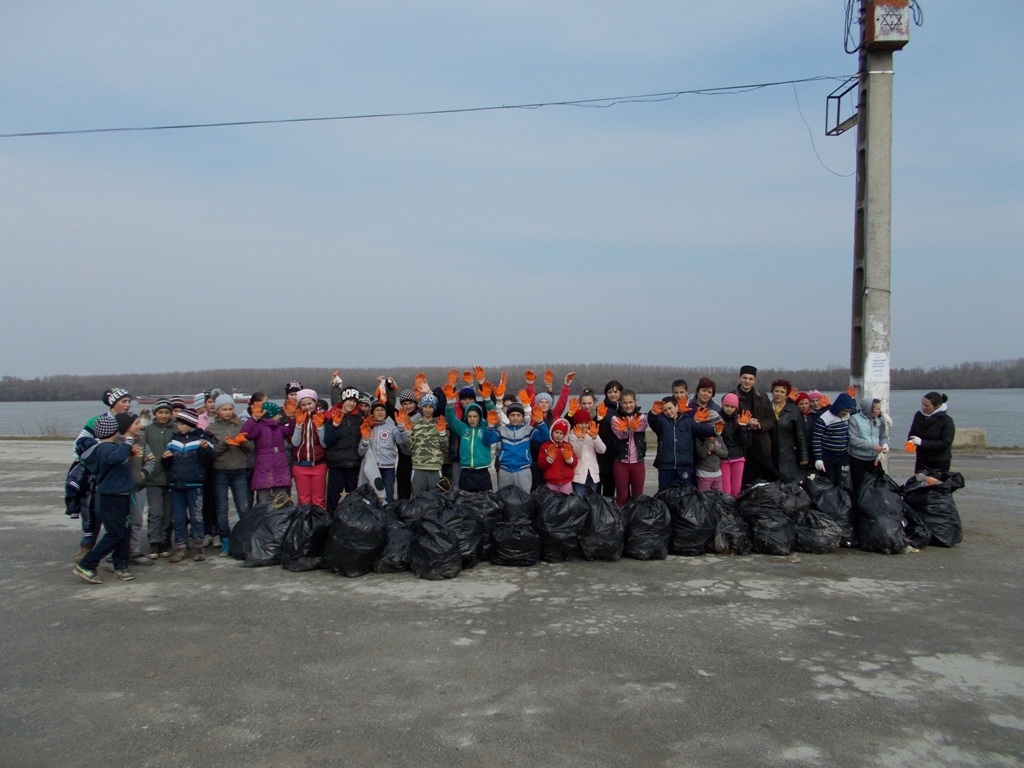 ”Let`s Do It, Danube! 2015”: peste 20.000 de voluntari implicați în acțiuni de curățenie și educație ecologică