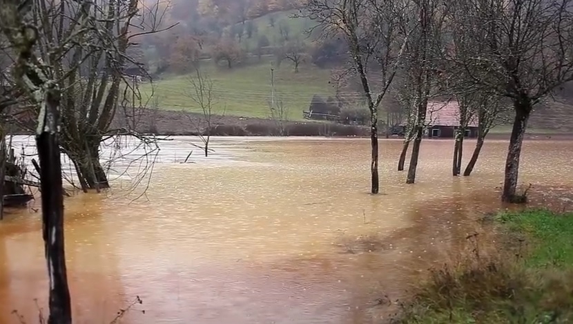 România are peste 200 de situri contaminate și 1.100 potențial contaminate